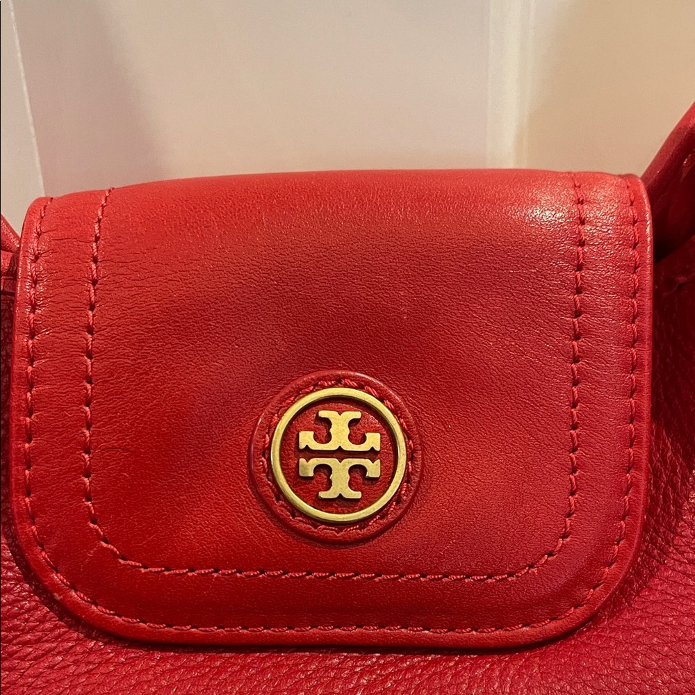 Tory Burch Red Shoulder Bag - Picture 3 of 8